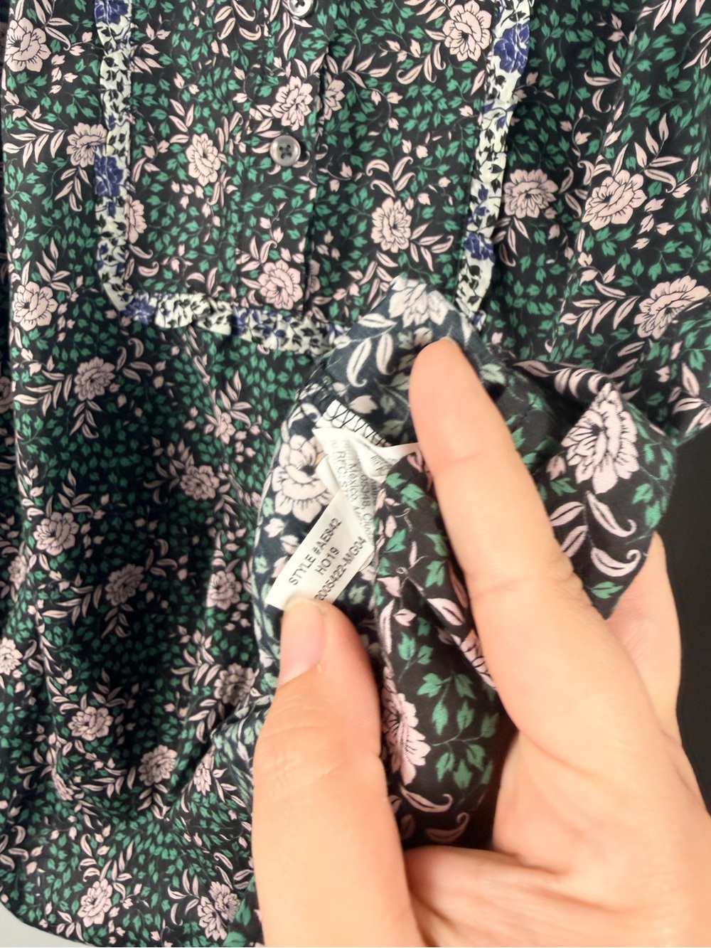J. Crew Ruffle sleeve blouse liberty Franklyn floral black ivy size medium - Picture 5 of 6